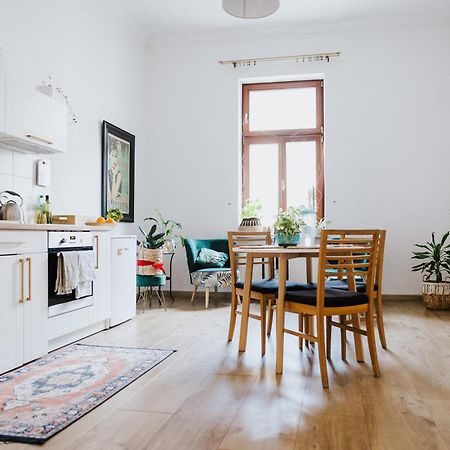 Atticus Apartments Krasków Εξωτερικό φωτογραφία