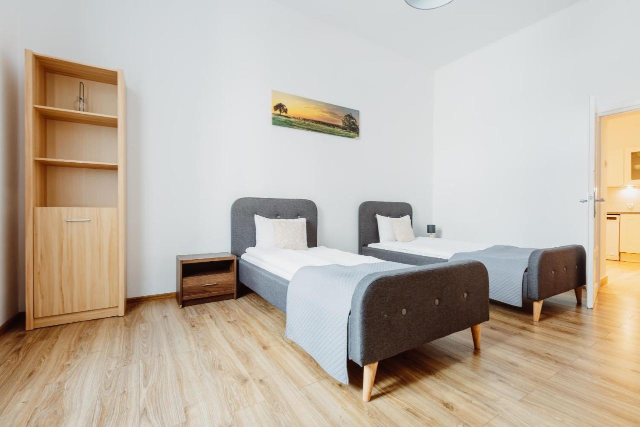 Atticus Apartments Krasków Εξωτερικό φωτογραφία