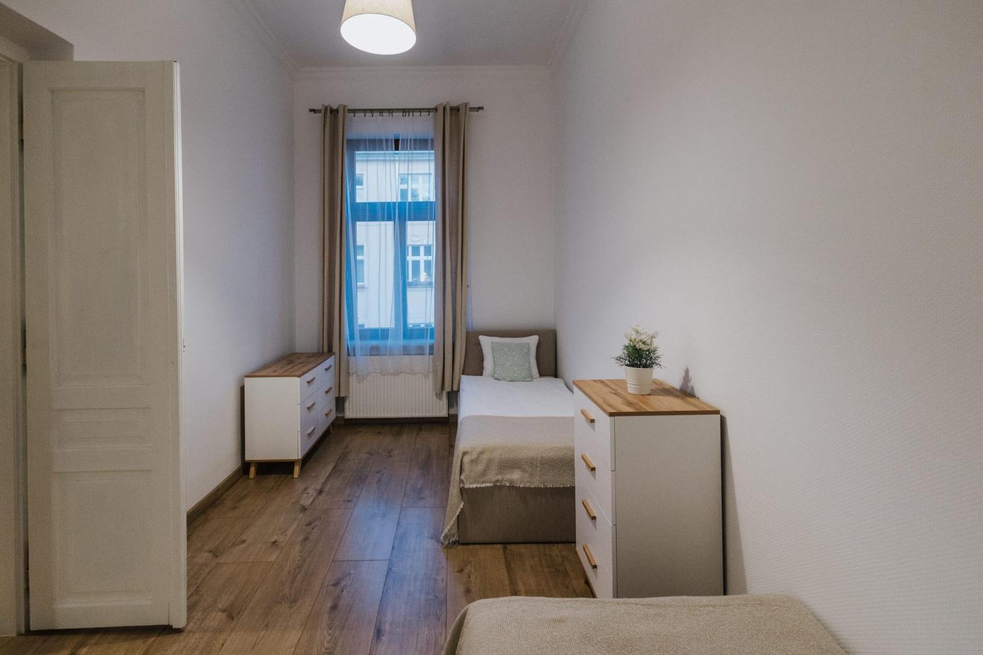 Atticus Apartments Krasków Εξωτερικό φωτογραφία