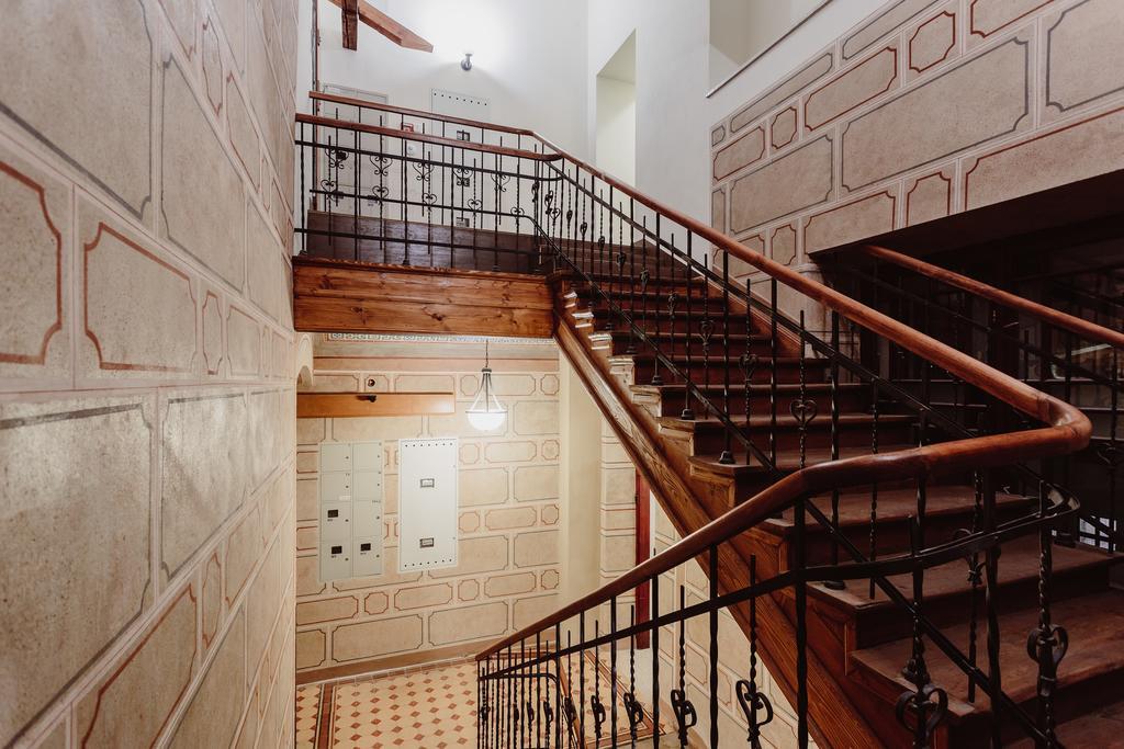 Atticus Apartments Krasków Εξωτερικό φωτογραφία