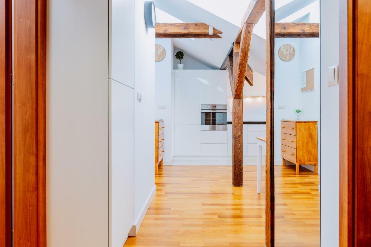 Atticus Apartments Krasków Εξωτερικό φωτογραφία