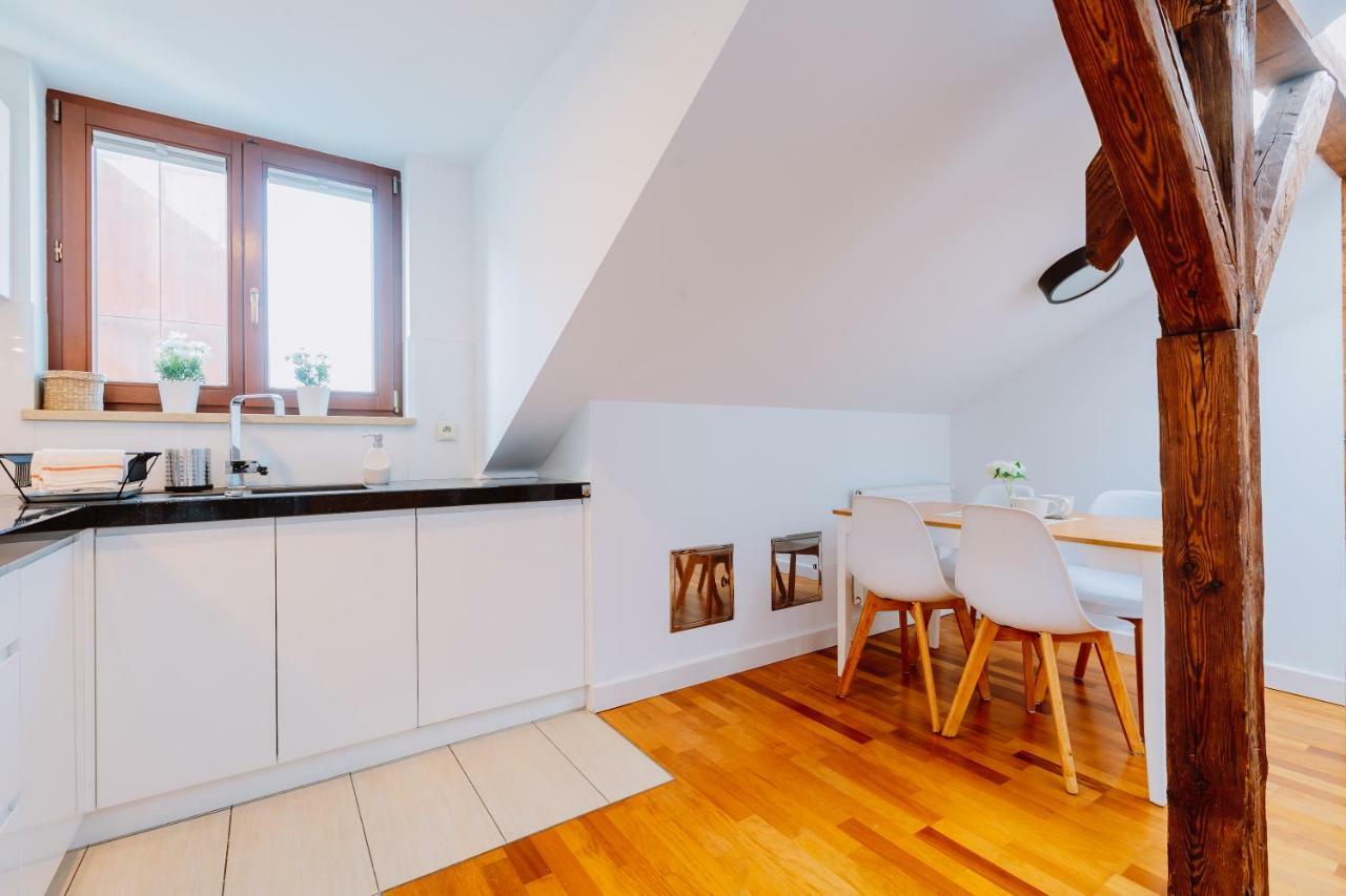 Atticus Apartments Krasków Εξωτερικό φωτογραφία