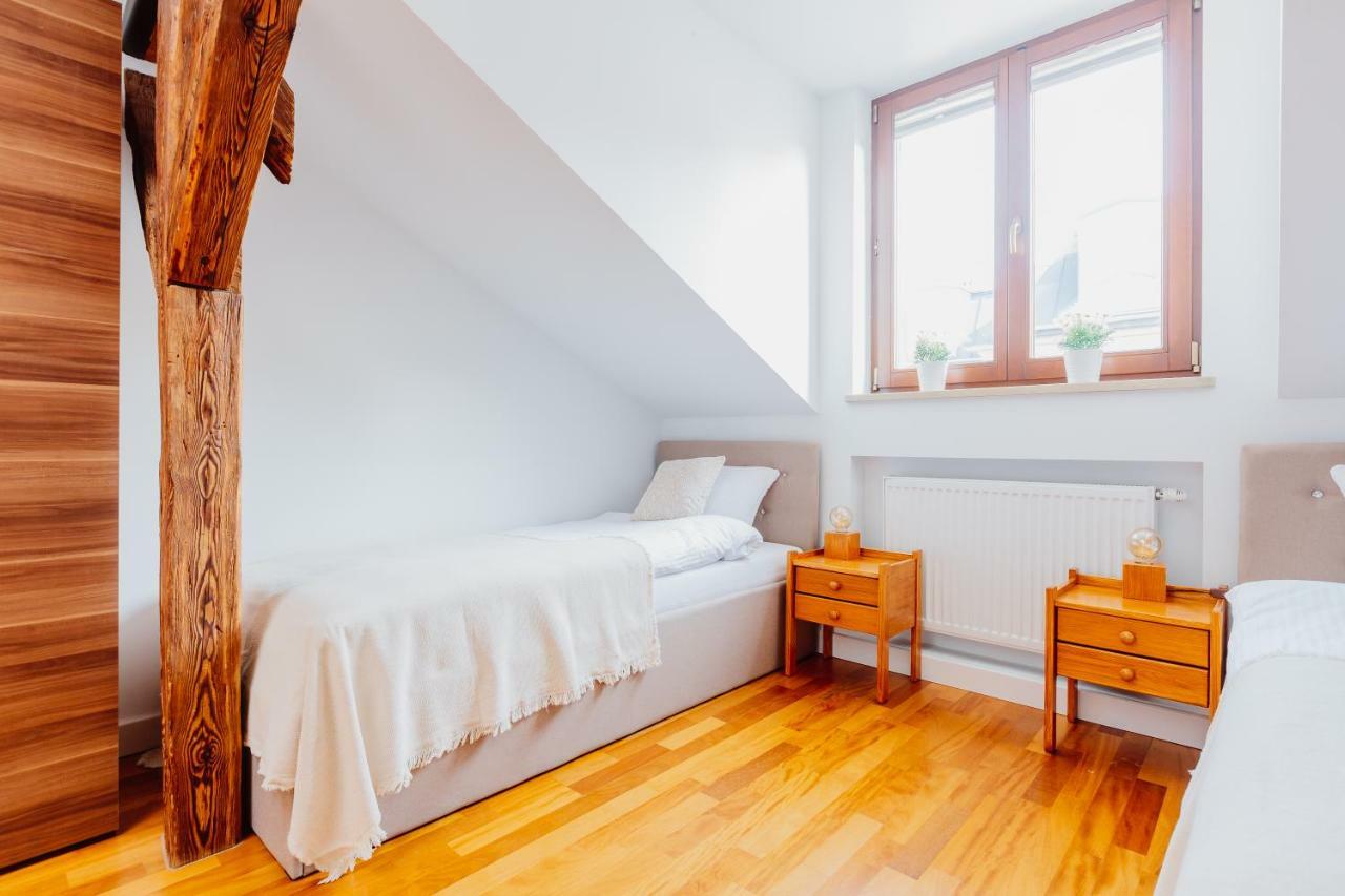 Atticus Apartments Krasków Εξωτερικό φωτογραφία